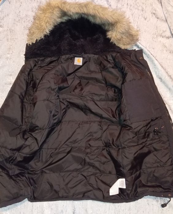 Vând geacă de bărbați Carhartt!