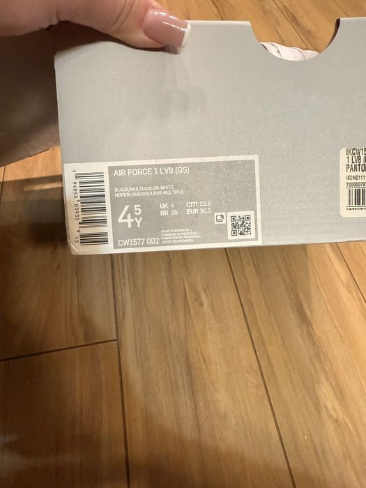 Nike Air Force 1 holografici marime 36,5