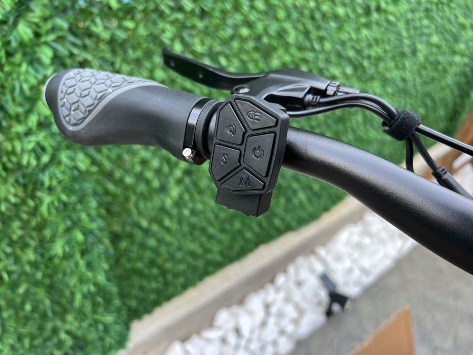 Мощна електрическа тротинетка T8 - 1000W 48V/15Ah