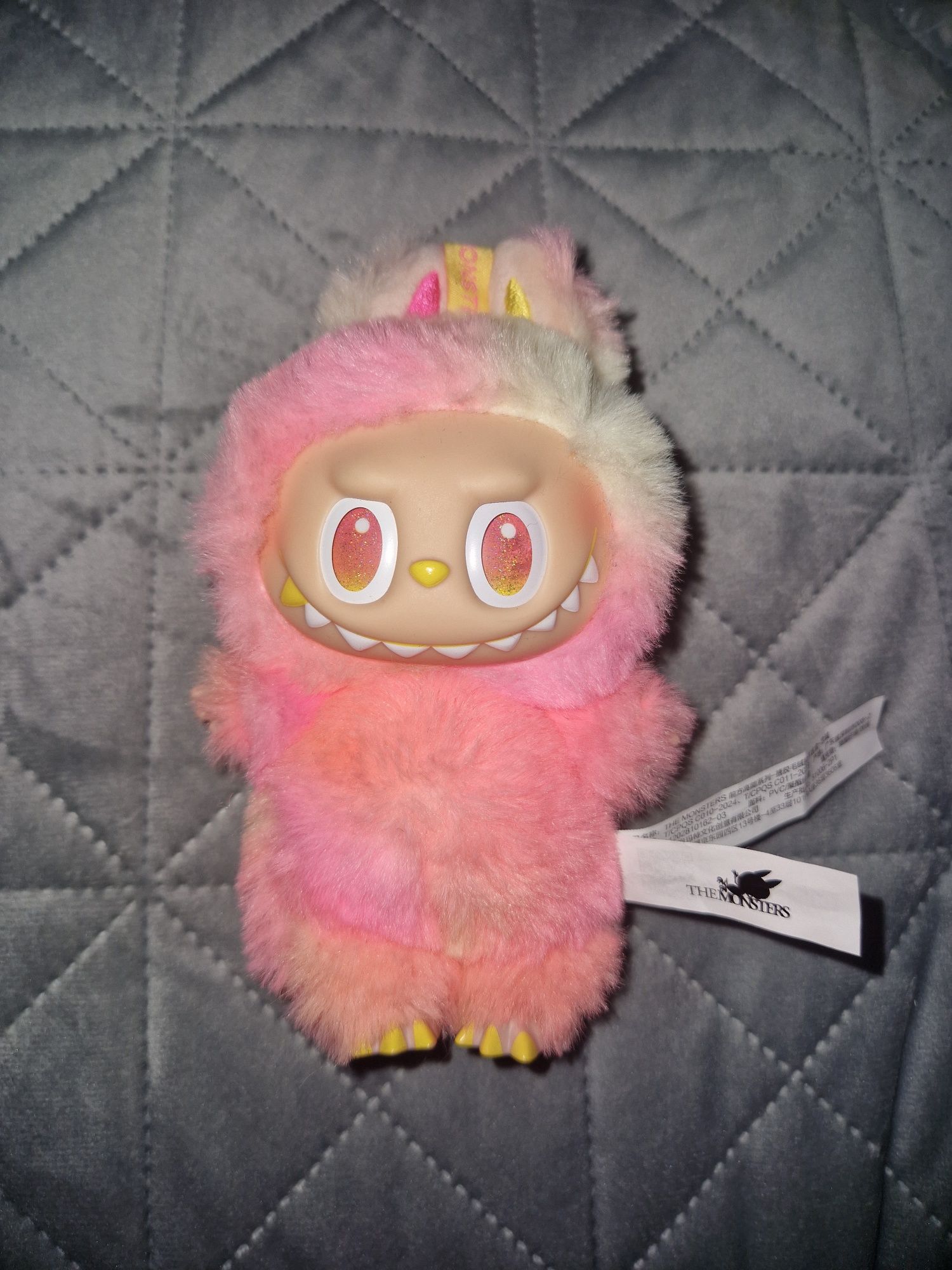 Играчка - Labubu