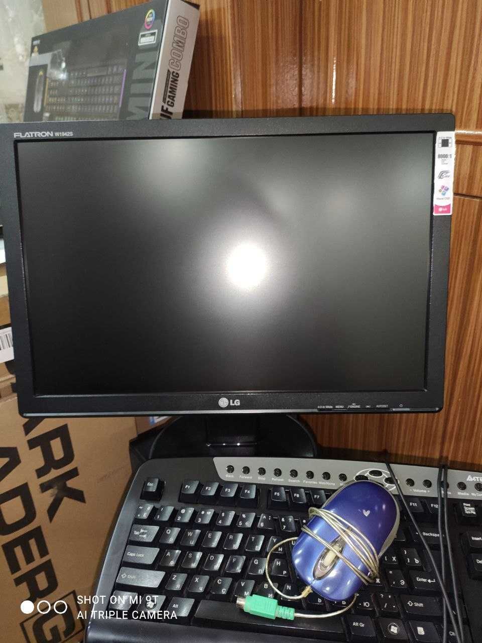 Продам компьютер Xeon e5450 - DDR2