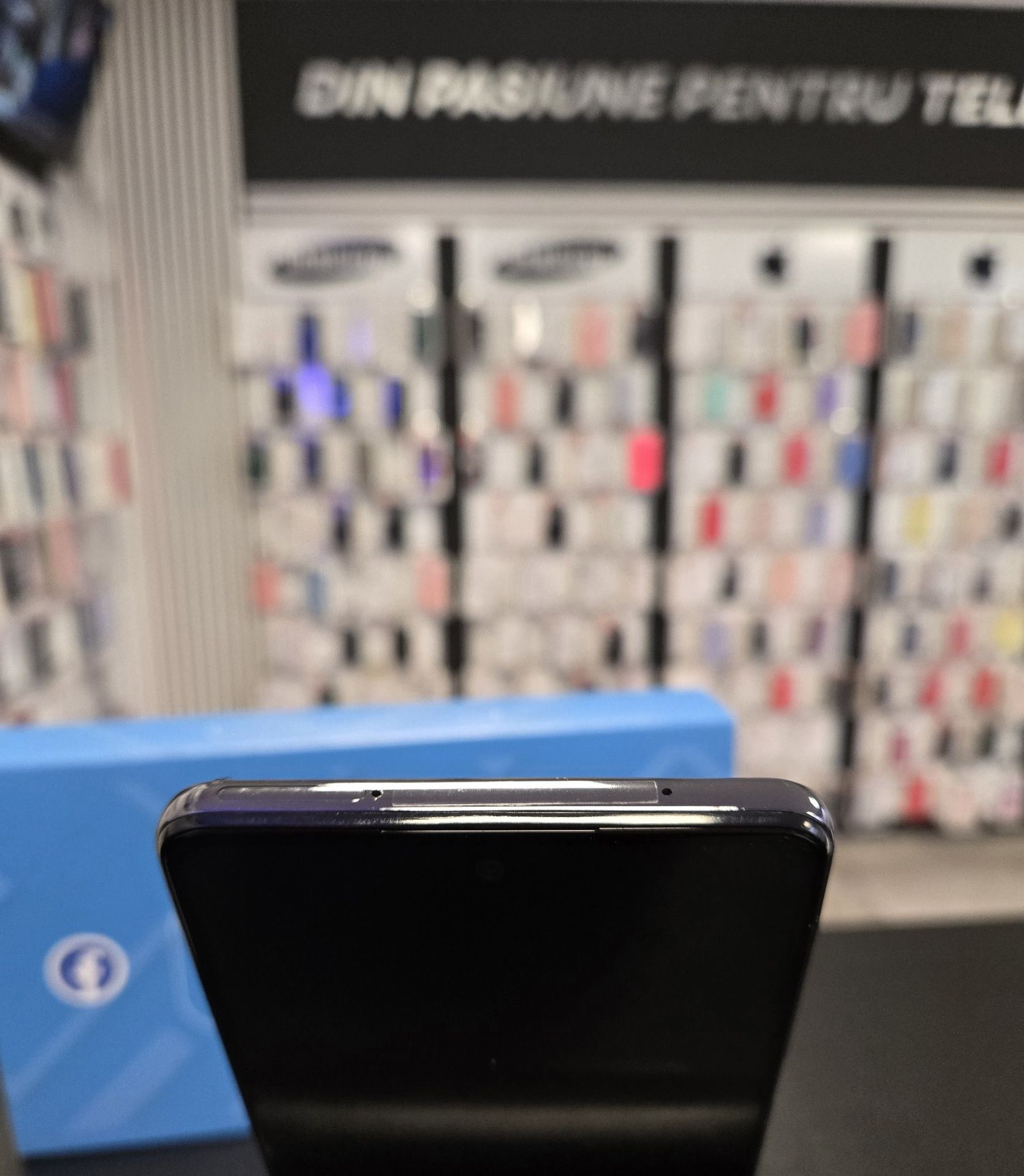 Samsung A52 / Black / DeluxGSM
