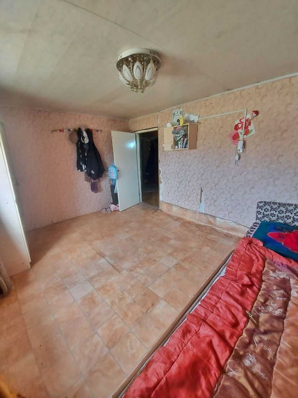 `ПРОДАМ 3 комнатный дом в Сортировке, рядом школа, остановка