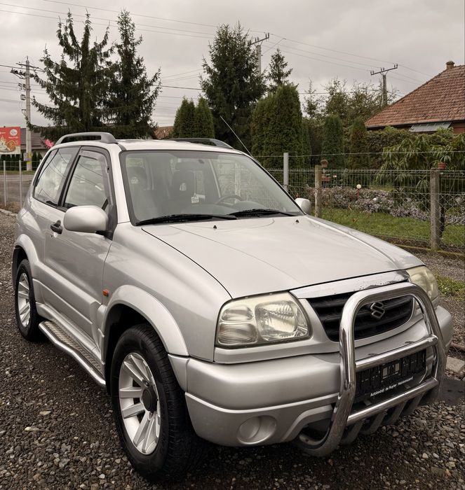 Suzuki Grand Vitara Limited 2.0i 128CP 4x4 Mic\Mare
