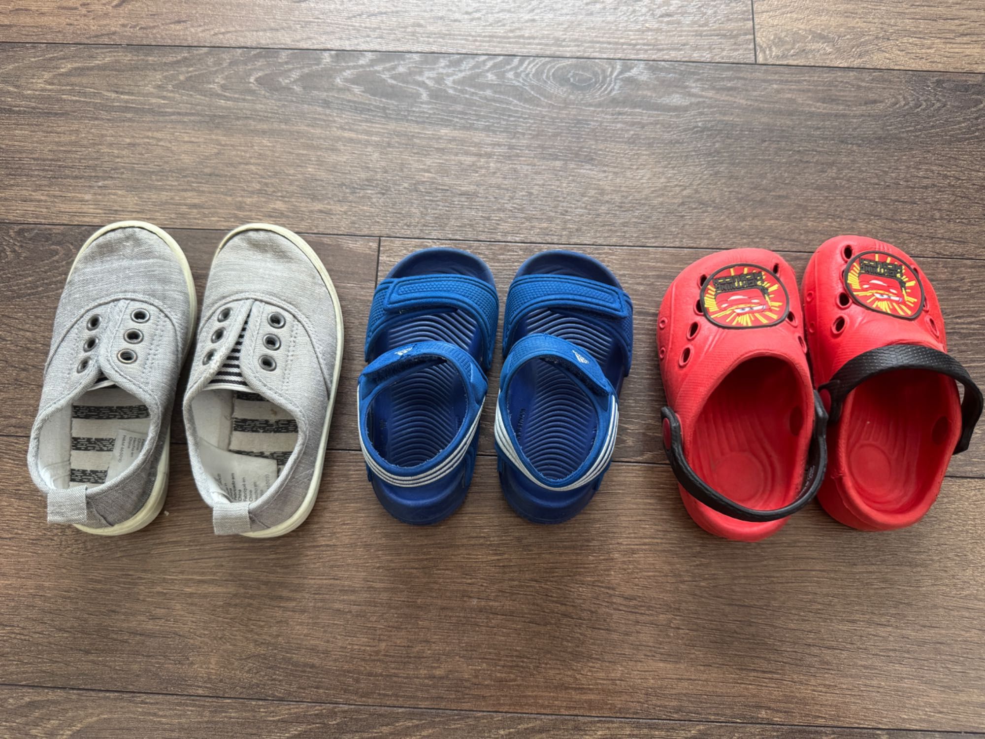 Сандали adidas 20-21ном, кожени обувки 25ном, маратонки Puma 22 номер