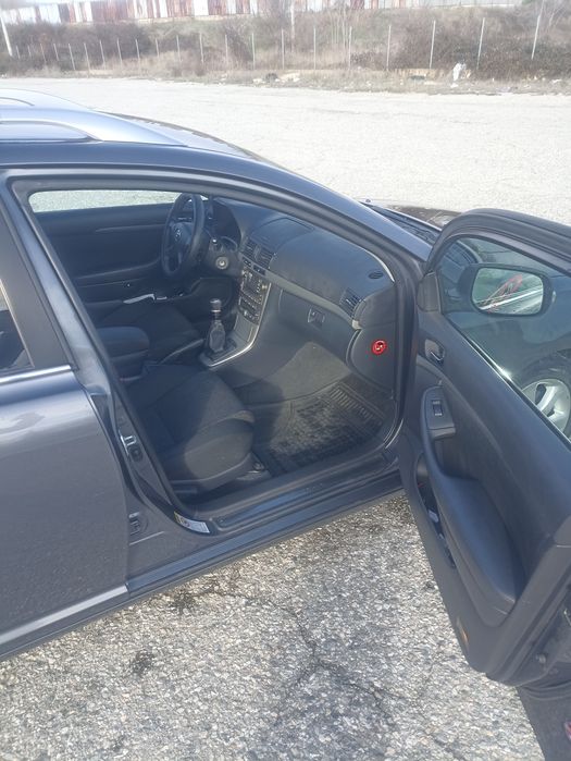 Toyota Avensis  D-4D