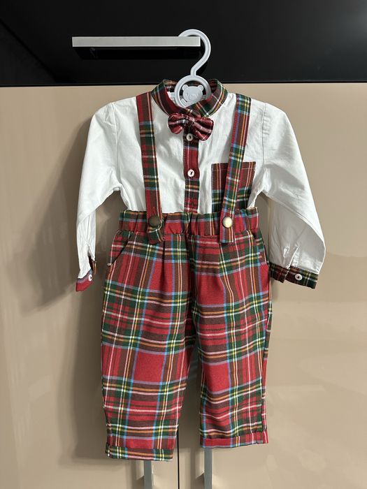 Costum baietel marimea 80 (9-12 luni)