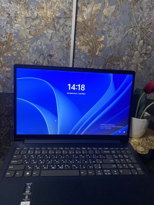 Ноутбук  lenova