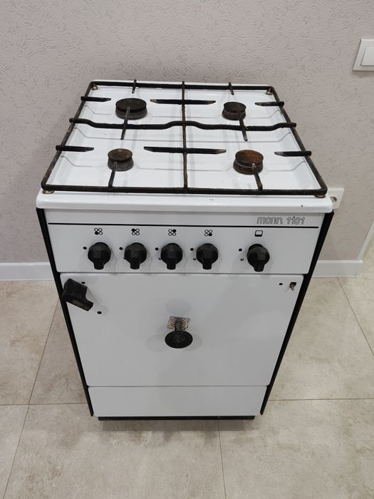 Продам газовую плиту в хорошем состоянии