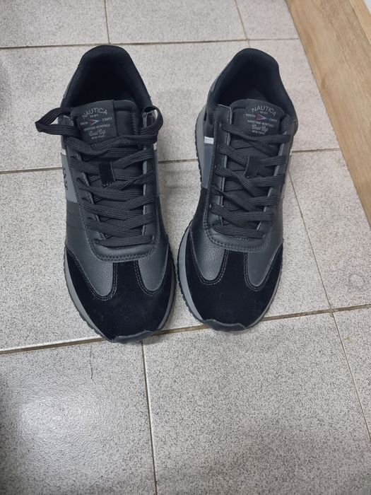 Мъжки маратонки 43