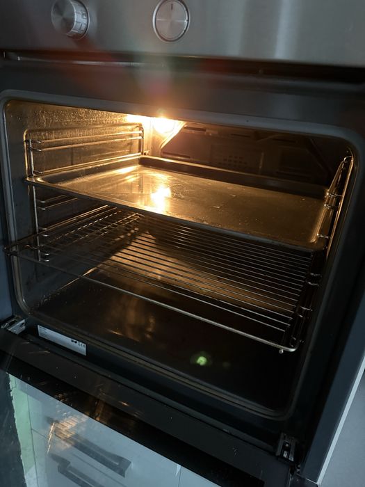 Cuptor incorporabil Grundig in stare perfecta de functionare