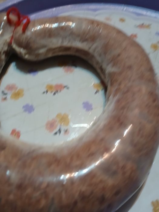 Продаю холодец и домашнюю колбасусу суджух