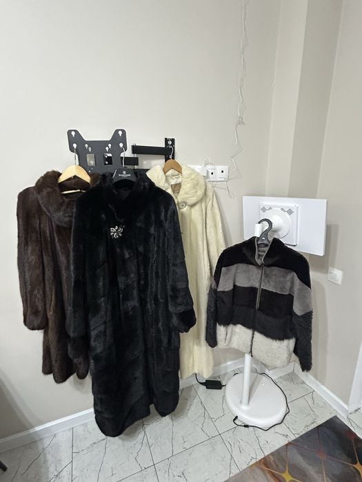 Шубы разные , короткие , длинные , новые