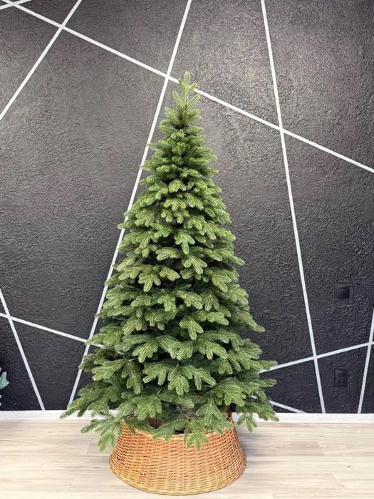 Елка,искуственные елки,литая елка,новогодние игрушки