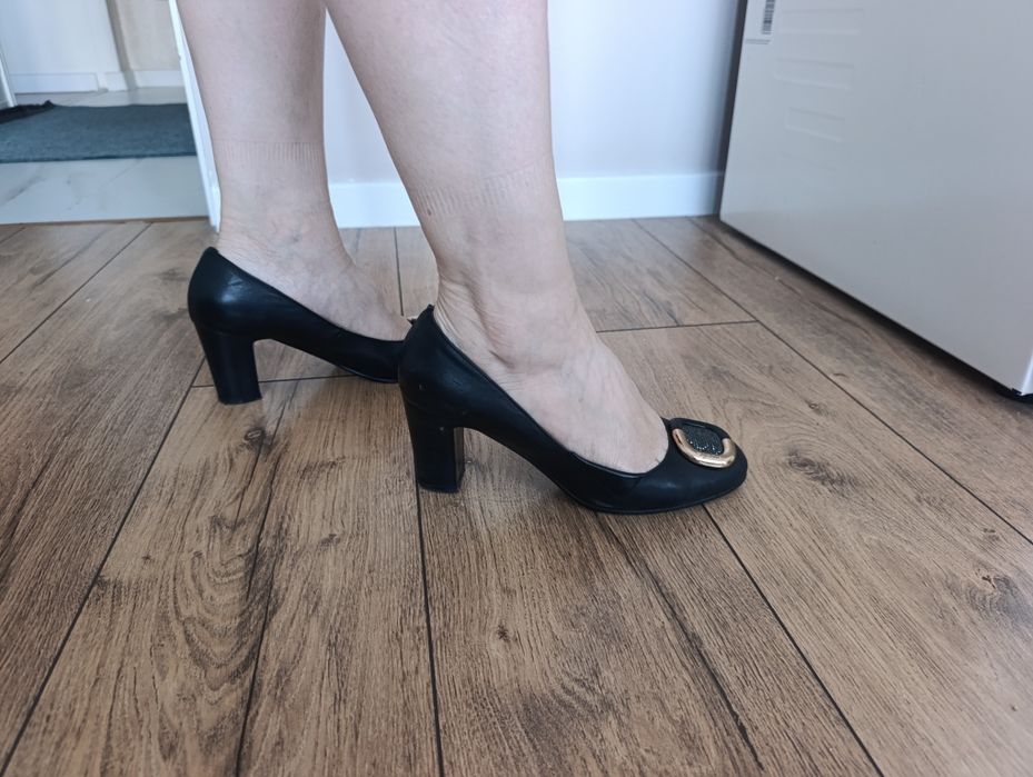 Туфли кожаные 40 рр отдам