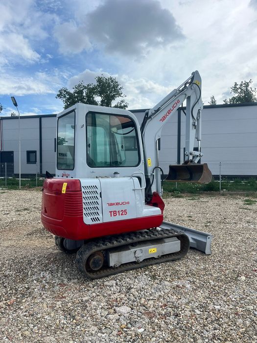 Miniexcavator takeuchi TB 125,2,8 T