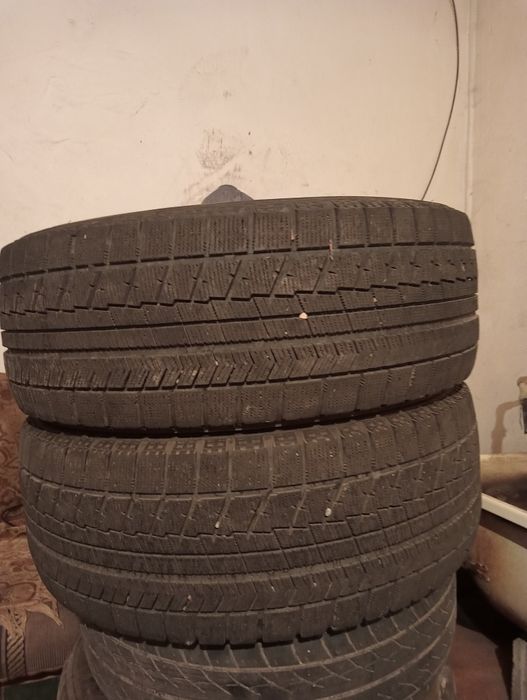 Продам резину 225/55 R 17