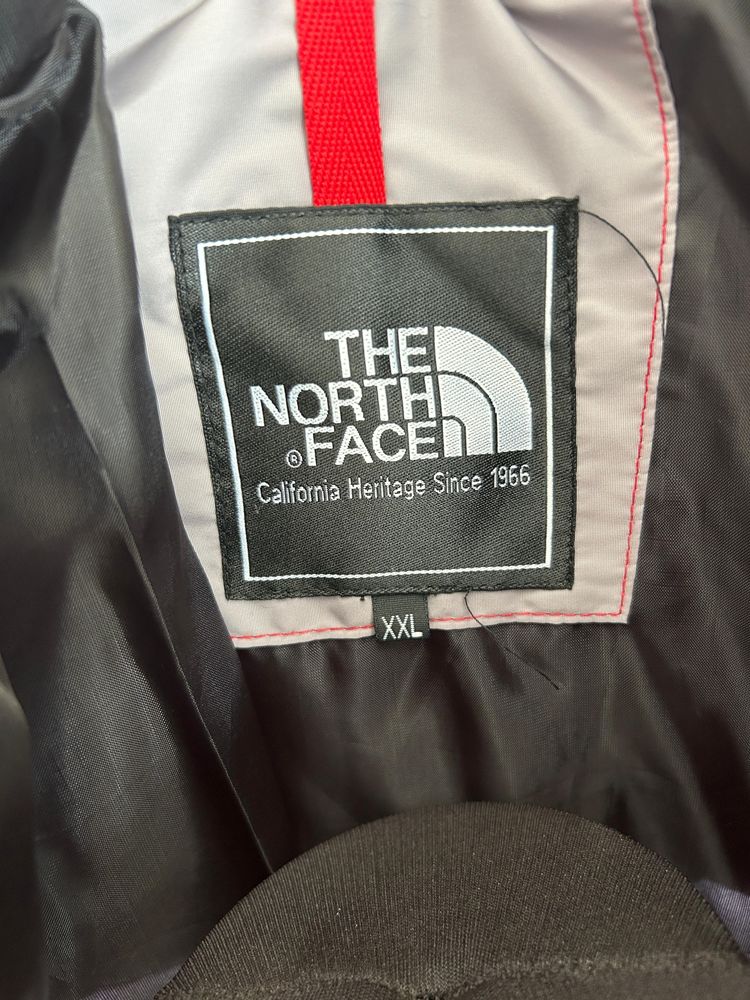 The North Face geaca gri marimea XXL