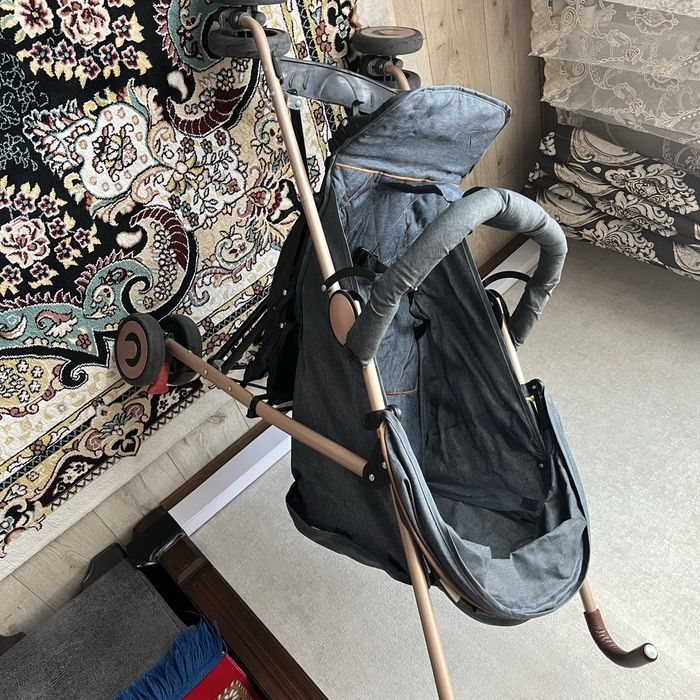 Коляска яхши холатта. Енгил