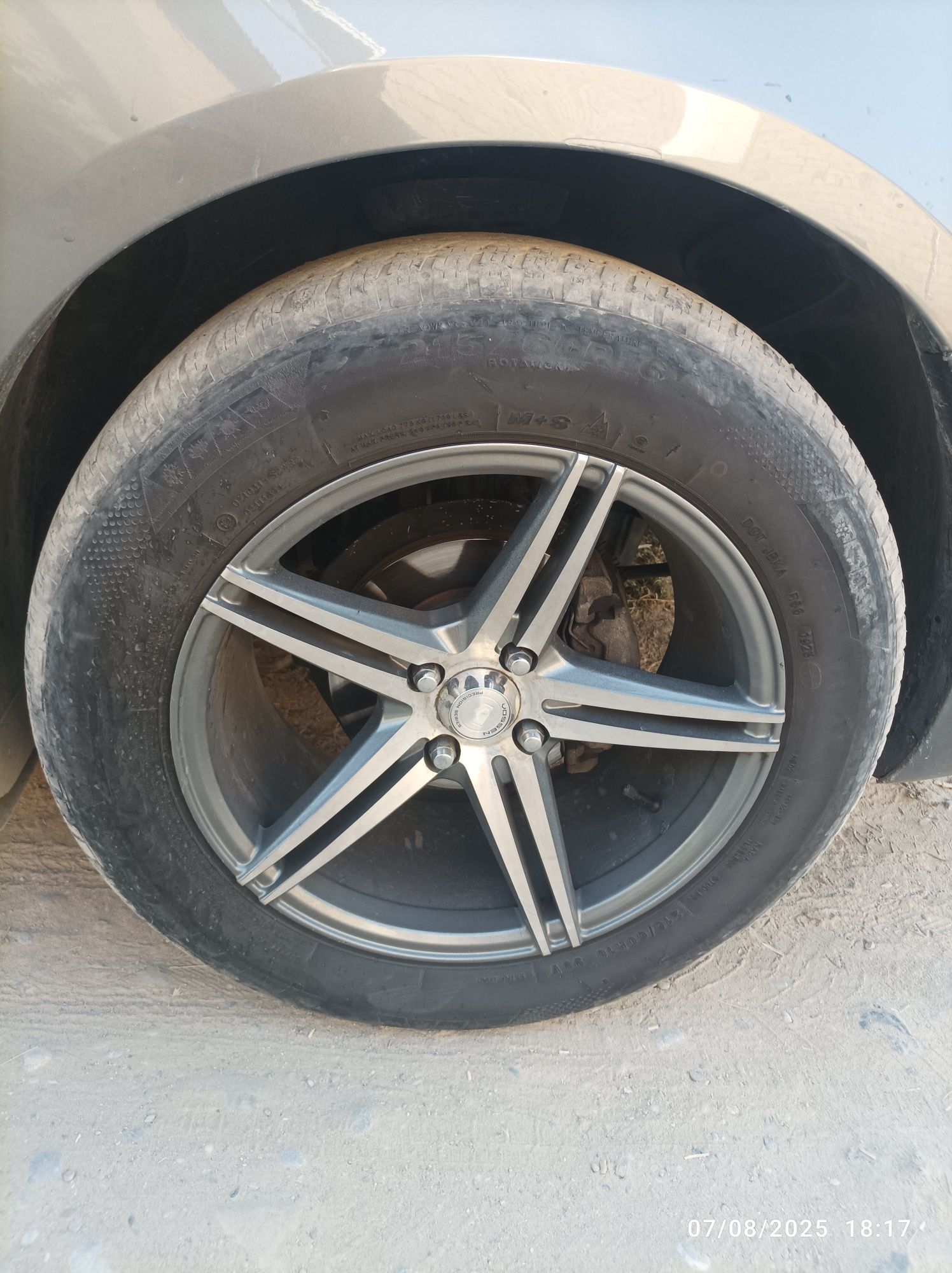 Deska sotiladi razmer 16 yangi xali
