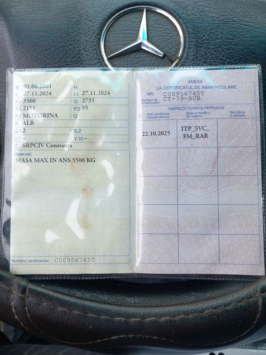 Vând sau schimb cu rulotă.