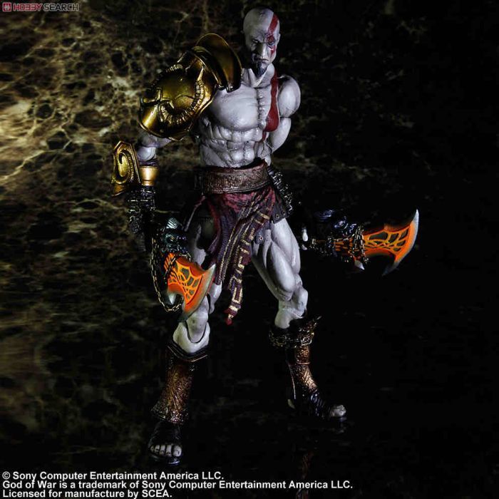 Play Arts Kai God of War III Kratos