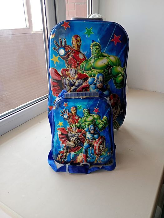 Детский чемодан для поездок