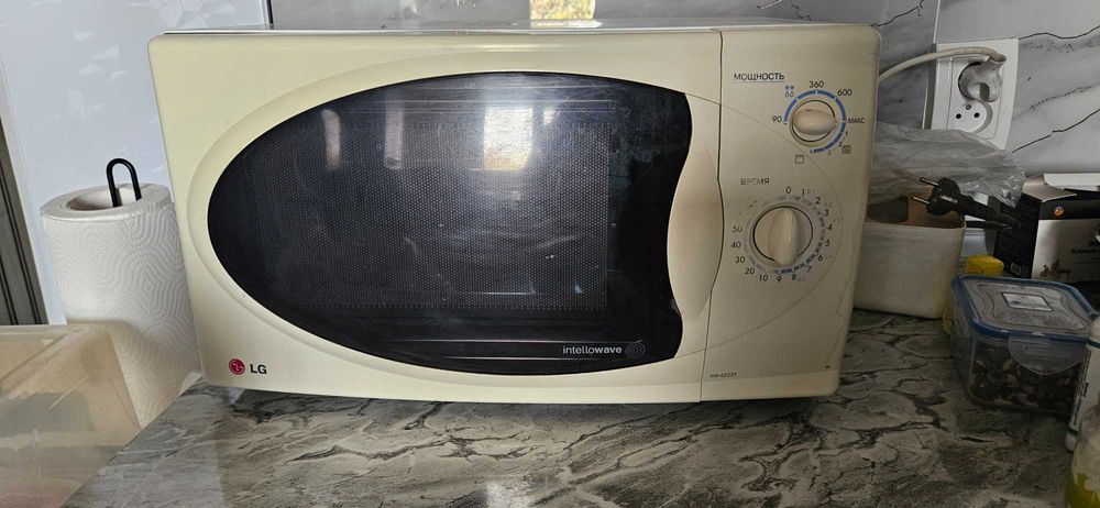 микроволновка LG