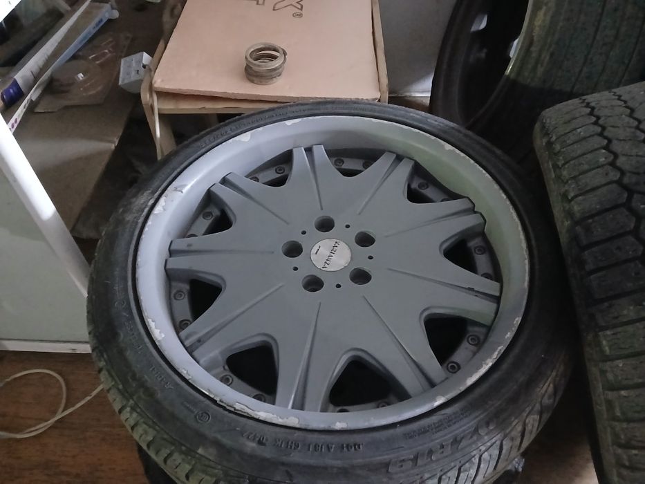 Продам титановые диски с шинами r19 235,45.19