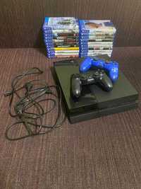 PlayStation 4 cu doua joystick-uri si jocuri la alegere.