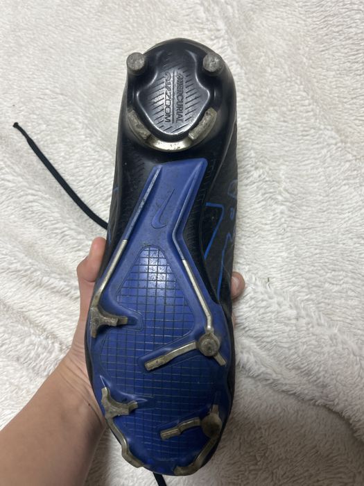 Продавам бутонки взети са за 200 продавам ги за 60 топ състояние