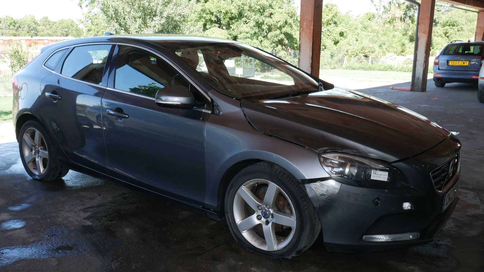 Volvo V40 (D2) 2012-2016 НА ЧАСТИ