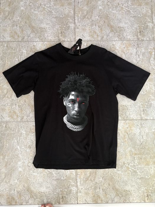 Vlone тениски.