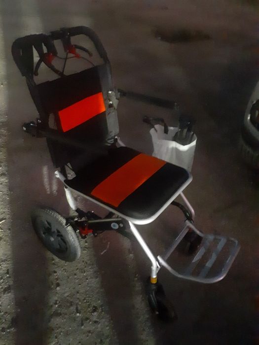 Инвалидная коляска