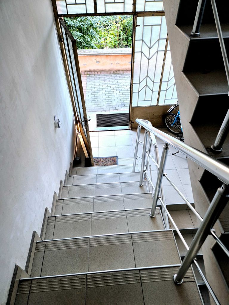Продава се Тристаен апартамент в Дупница - 70 кв.м за 1130 €/кв.м - Снимка #14