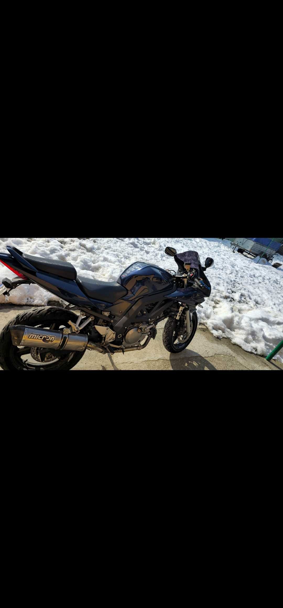 Motocicleta Suzuki sv650s