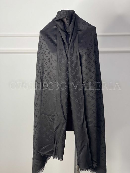 Esarfa/Sal Louis Vuitton  2 fetze