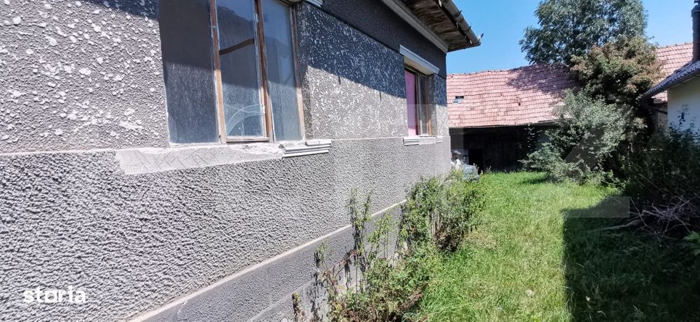 Casa individuala renovabila 55mp utili ,980 mp teren, situata in Felea