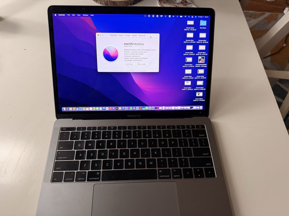 Vand laptop MacBook pro 13 inch