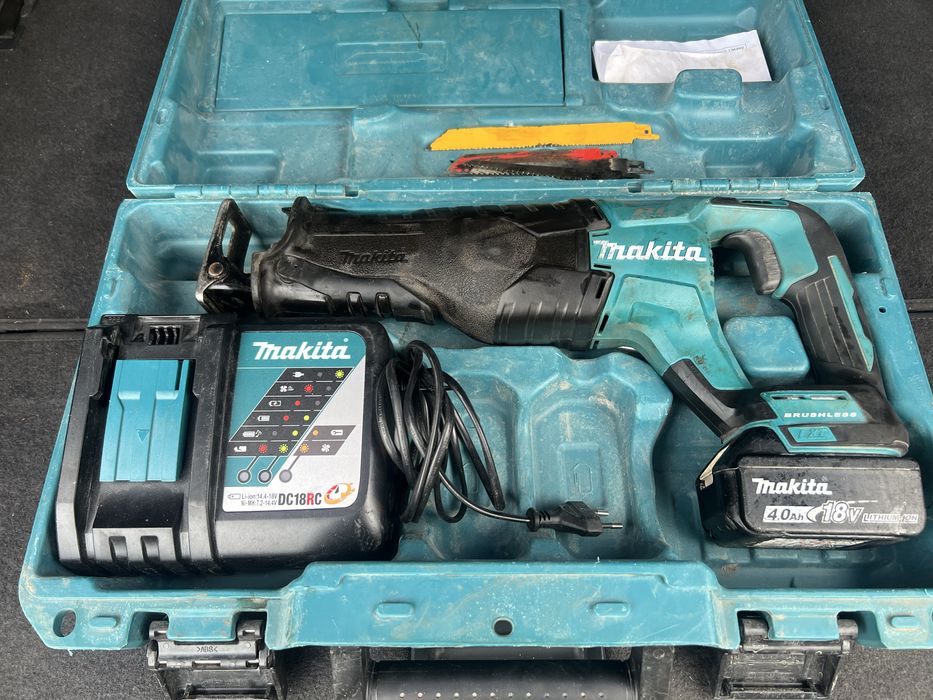 Fierastrau Makita