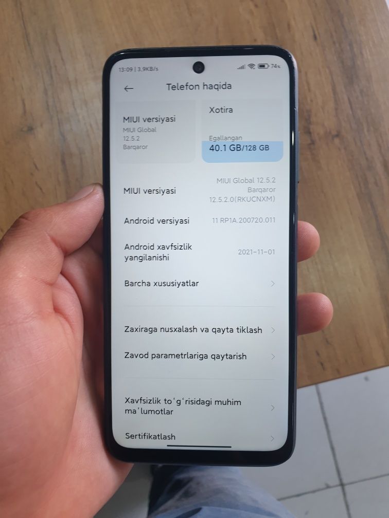 Redmi note 11 xotira 128ta lik Karobka bor aybi yoq