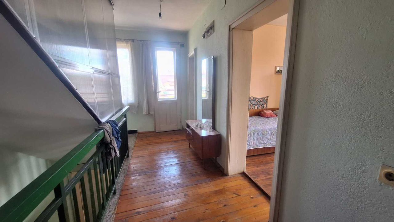 Продава се Къща в Елин Пелин - 452 кв.м за 863 €/кв.м - Снимка #7