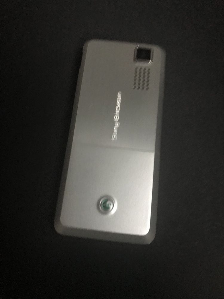 Sony Ericsson T250i telefon mobil cu butoane,retro