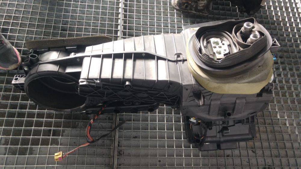 Tulumba aer bord dublu climatronic seat altea 5p 5p1820003jb