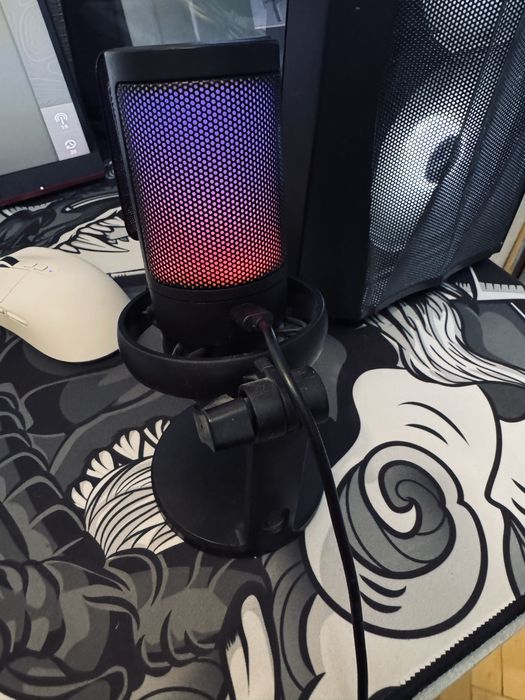 Продам микрофон студенчиский