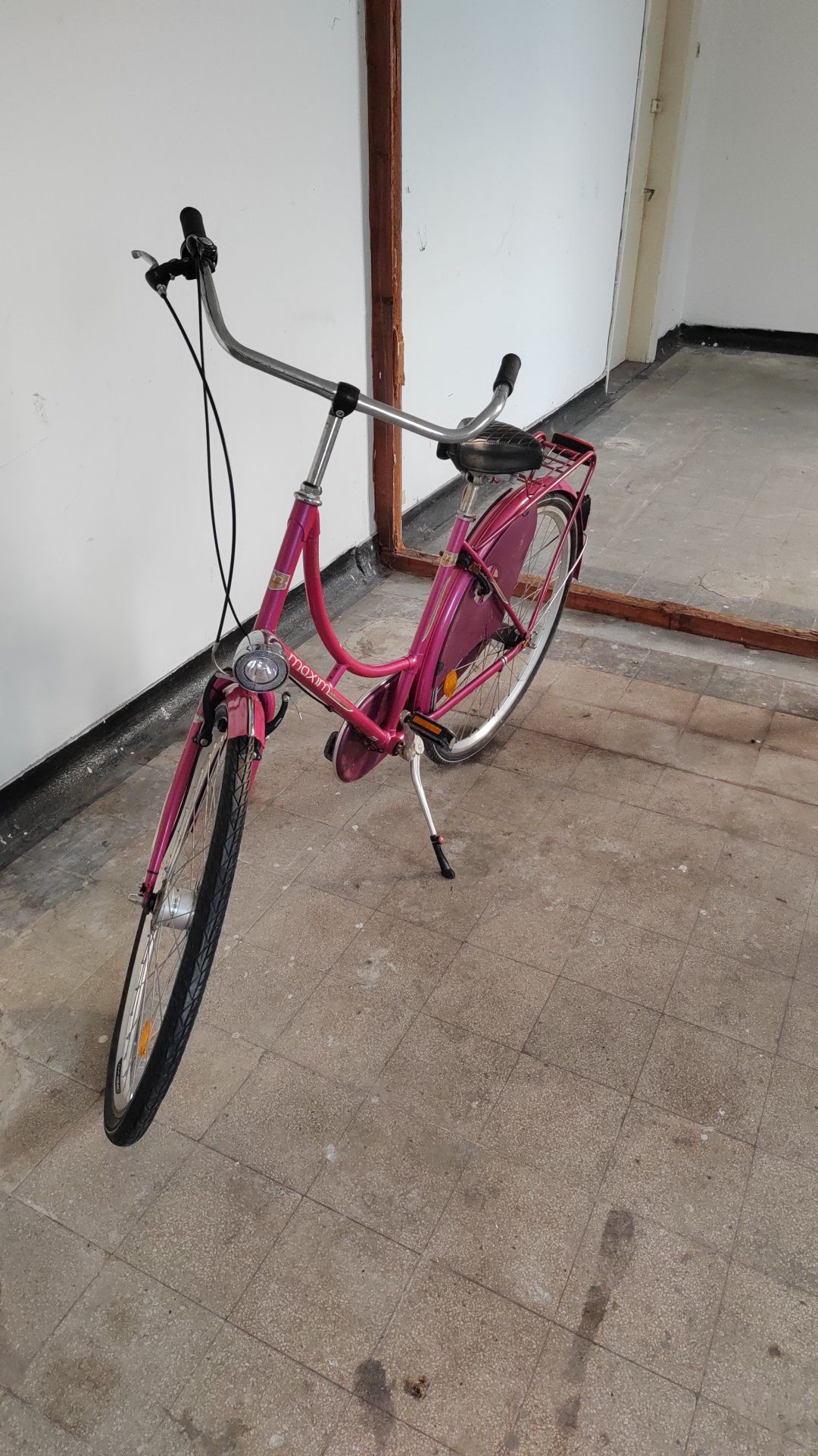 Vând bicicletă damă model vintage