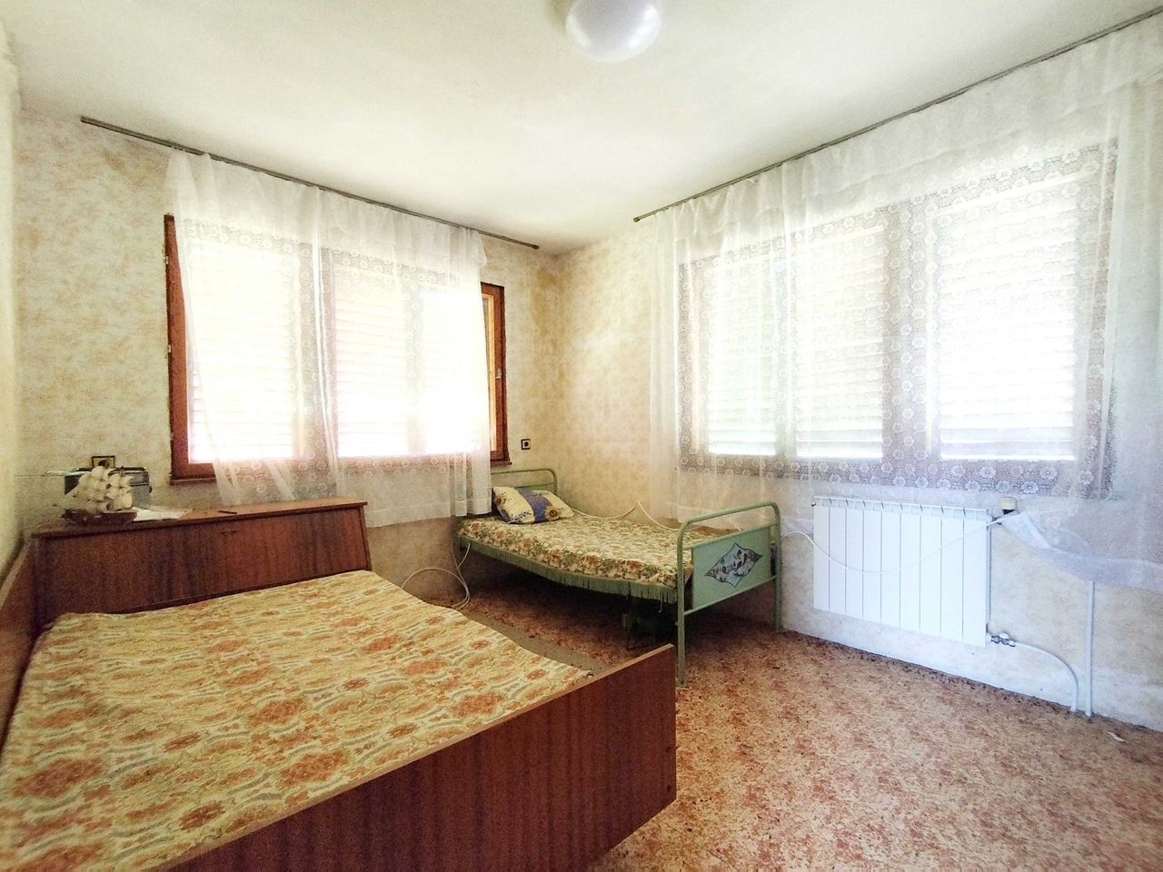 Продава се Къща в Перник, Изток - 86 кв.м за 640 €/кв.м - Снимка #13