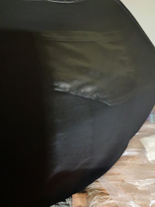 Кожено-еластично черно клинче , закупено в дубай