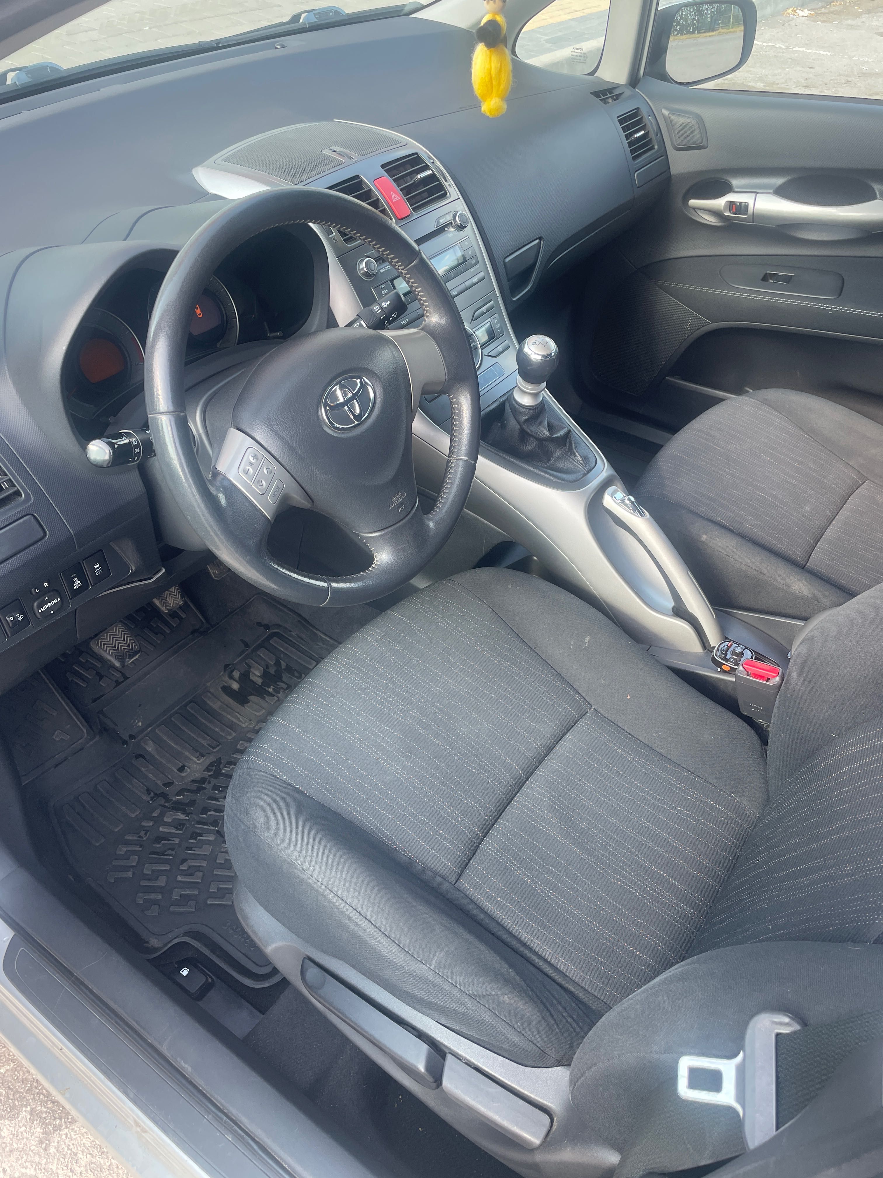 Toyota Auris Дизел 1,4