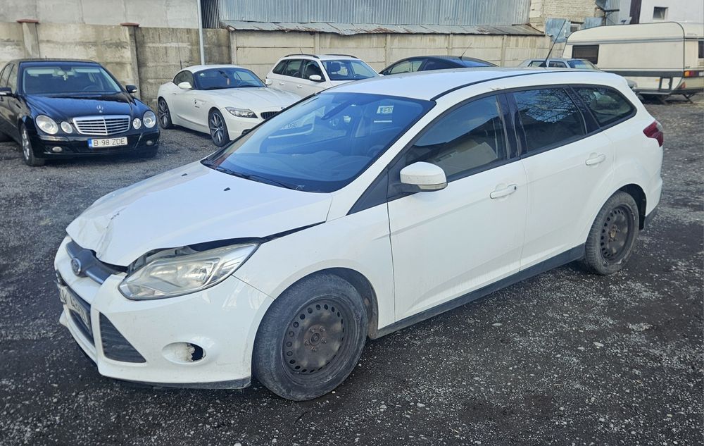 Ford focus avariat